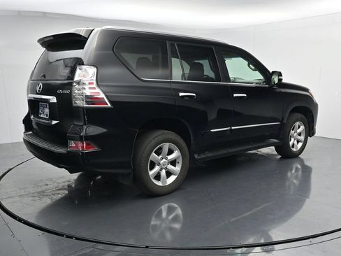 Used 2019 Lexus GX 460 AWD/4WD image 8