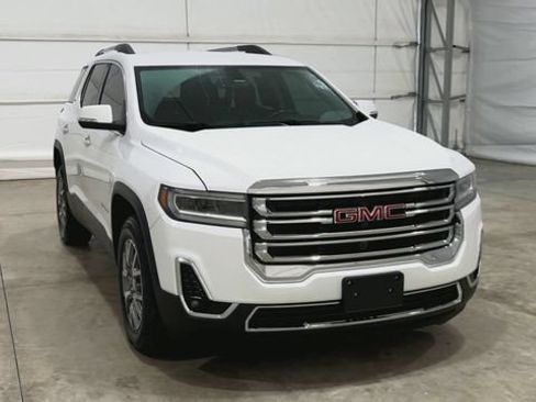 Used 2020 GMC Acadia SLT w/ LPO, Floor Liner Package FWD image 7