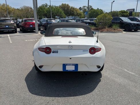 New 2026 MAZDA MX-5 Miata Sport RWD image 5