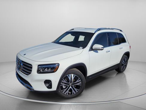 Certified 2025 Mercedes-Benz GLB 250 image 2