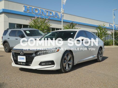Used 2019 Honda Accord Touring image 1