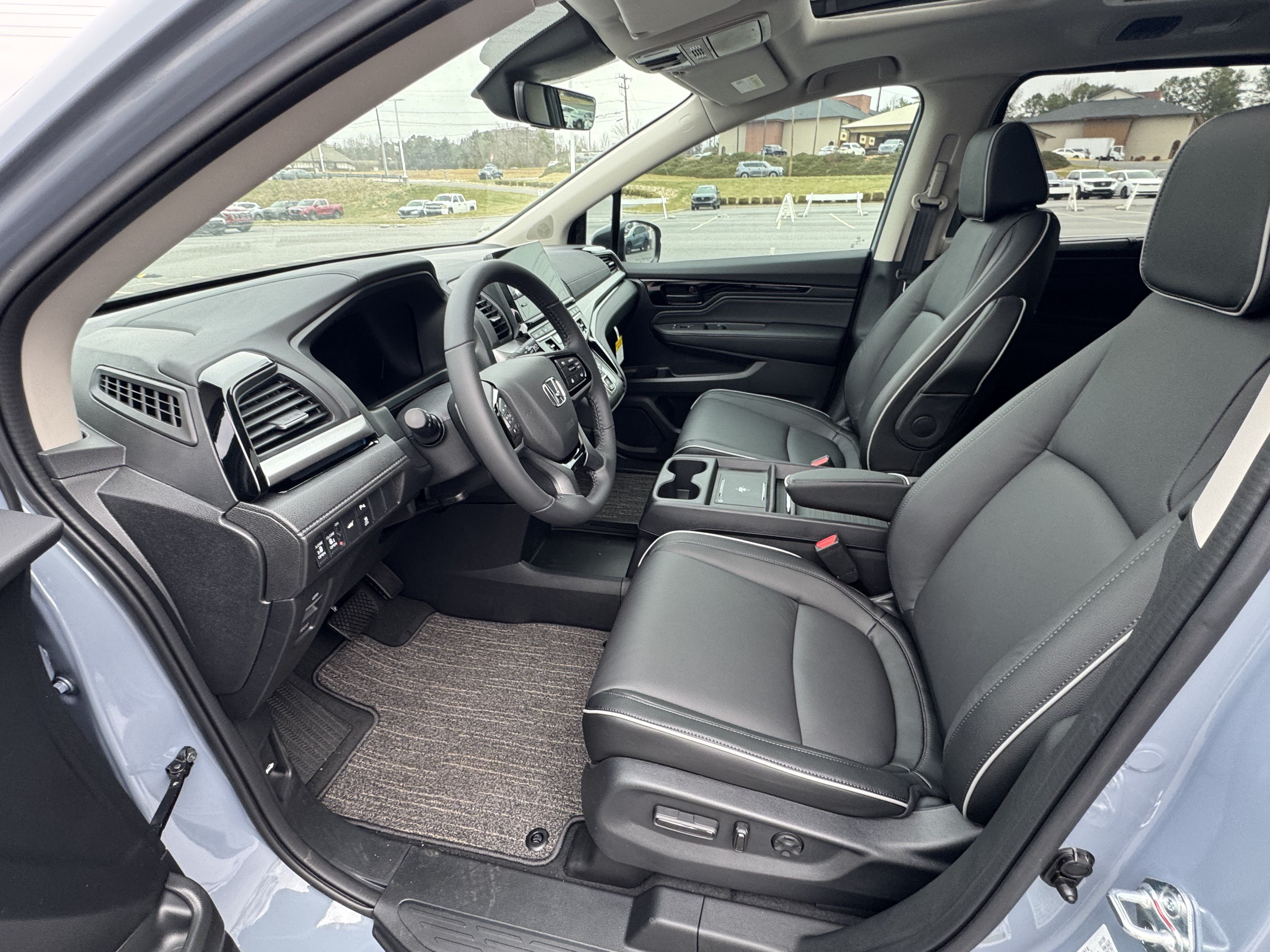 New 2027 Honda Odyssey Touring image 12