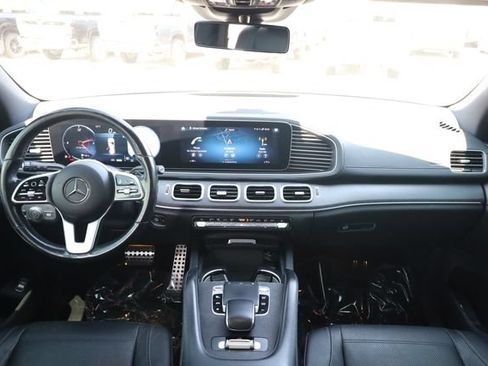 Used 2020 Mercedes-Benz GLS 580 4MATIC image 16