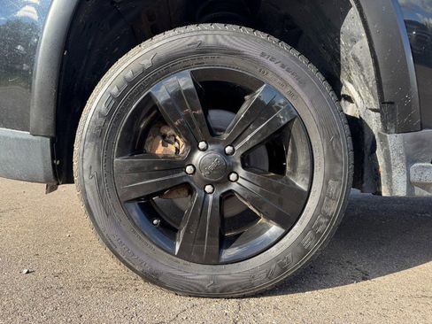 Used 2013 Jeep Compass 4WD image 13