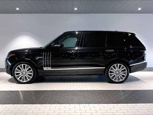 Used 2021 Land Rover Range Rover SV Autobiography Dynamic image 2