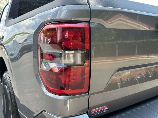 Used 2025 Ford Maverick Lobo AWD/4WD image 14