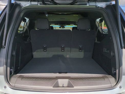 New 2026 Chevrolet Suburban LT w/ Comfort Package image 12