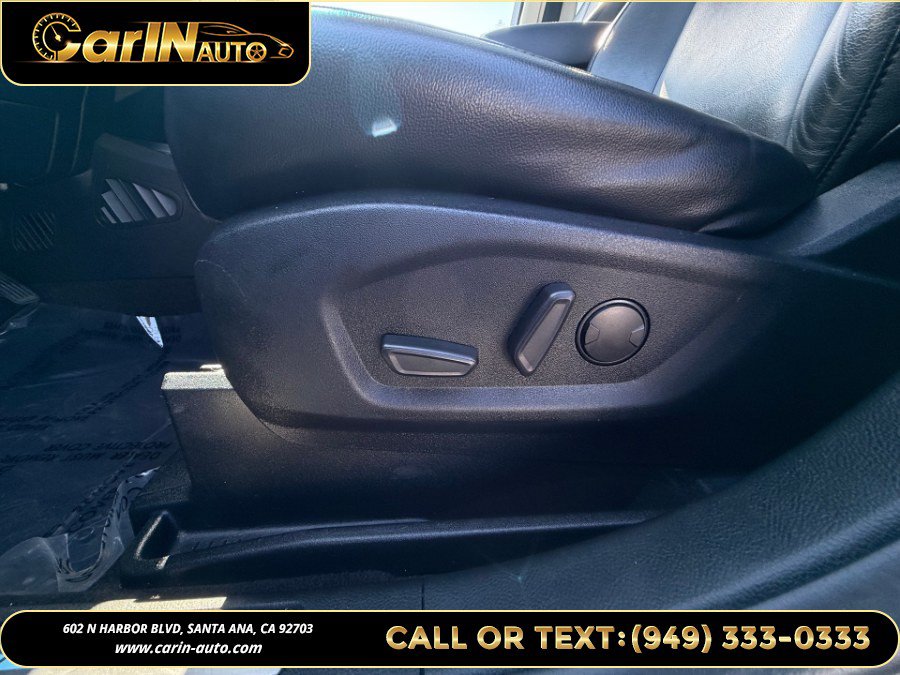 Used 2020 Ford Edge Titanium FWD image 22