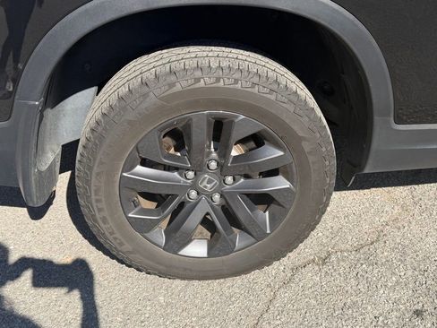 Used 2024 Honda Ridgeline Sport image 14