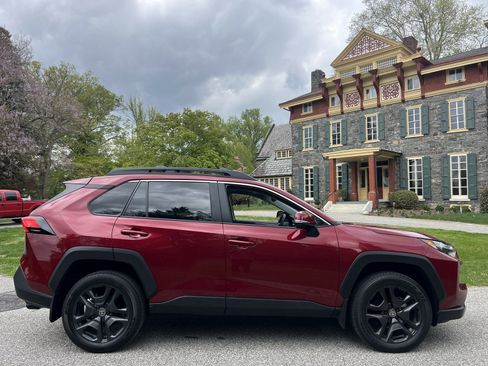 Used 2024 Toyota RAV4 Adventure w/ Convenience Package image 12