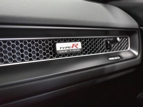 Used 2025 Honda Civic Type R image 35