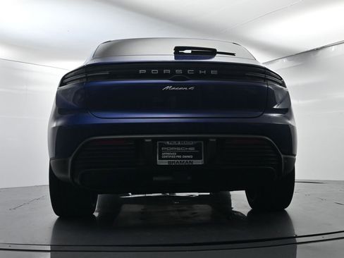 Used 2024 Porsche Macan 4 Electric image 44
