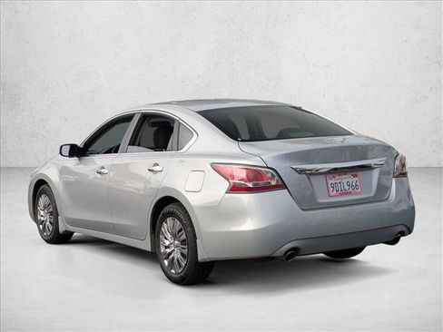 Used 2014 Nissan Altima 2.5 S image 7