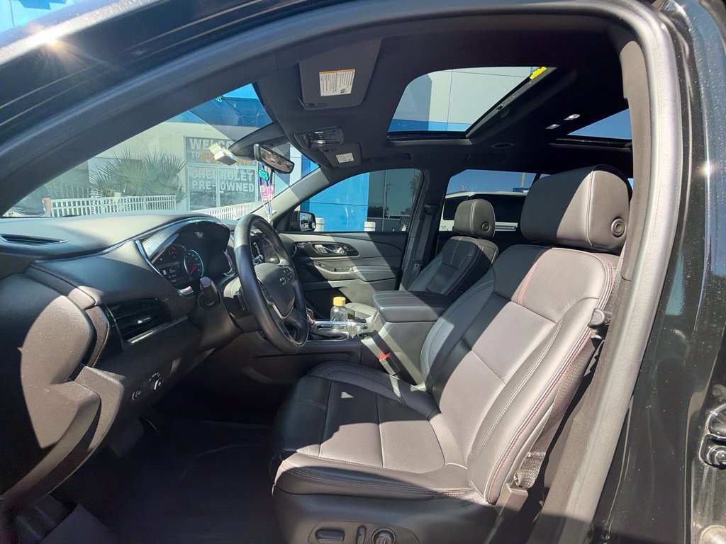 Used 2023 Chevrolet Traverse RS w/ LPO, Floor Liner Package AWD/4WD image 12