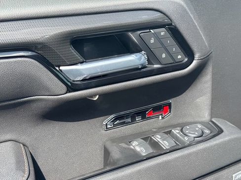 New 2026 GMC Sierra 1500 AT4 w/ AT4 Premium Package AWD/4WD image 15