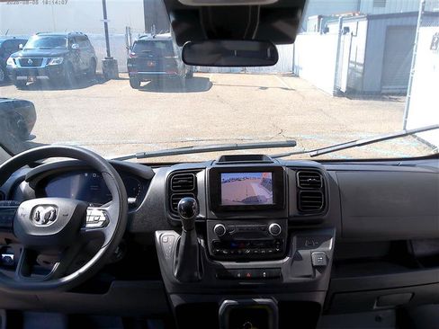 Used 2025 RAM ProMaster 2500 w/ U-Haul Equipment Group FWD image 9