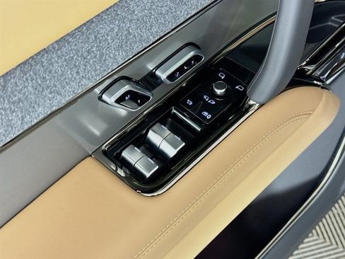 New 2026 Land Rover Range Rover Sport SE AWD/4WD image 20