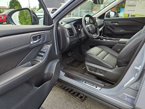 New 2026 Nissan Rogue Dark Armor AWD/4WD image 14