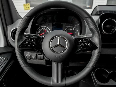New 2026 Mercedes-Benz Sprinter 2500 image 15