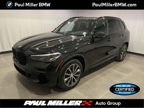 Used 2023 BMW X5 xDrive40i w/ M Sport Package image 1