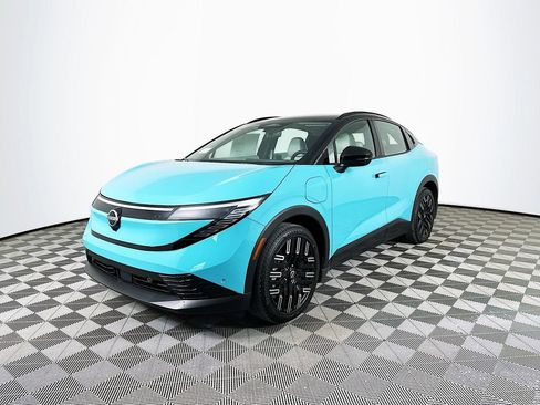 New 2026 Nissan Leaf Platinum+ image 5