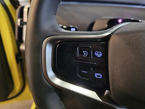 Used 2025 Volvo EX30 Ultra image 23