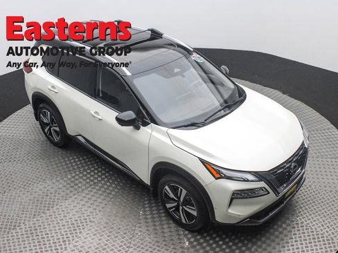 Used 2023 Nissan Rogue SL w/ SL Premium Package AWD/4WD image 3