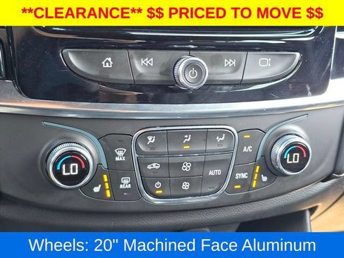 Certified 2023 Chevrolet Traverse LT w/ LT Premium Package AWD/4WD image 23