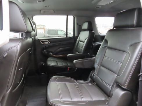 Used 2015 GMC Yukon XL Denali w/ Enhanced Security Package image 21