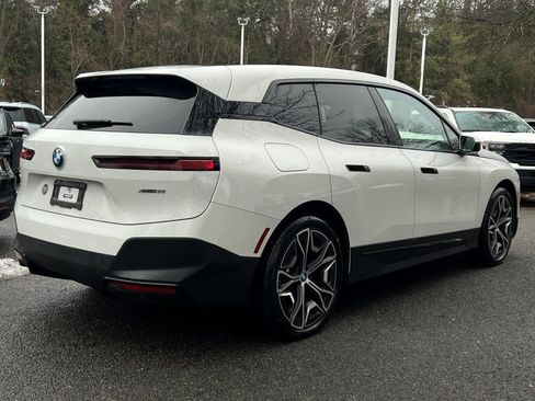 Used 2022 BMW iX xDrive50 w/ Convenience Package image 5