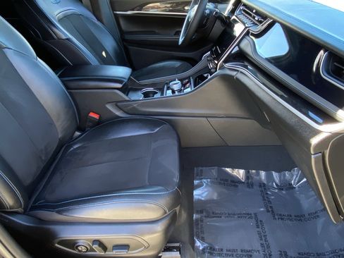 Used 2023 Jeep Grand Cherokee Trailhawk w/ Advanced Protech Group II image 10