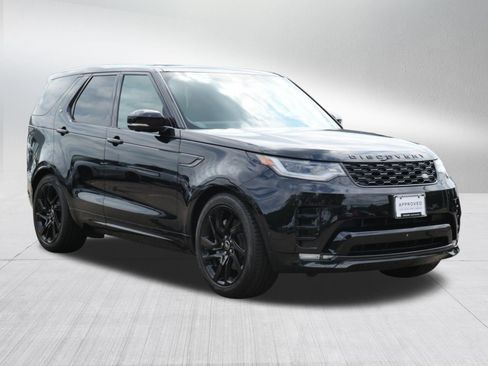 Used 2025 Land Rover Discovery Dynamic SE AWD/4WD image 7
