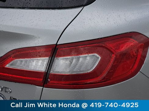 Used 2017 Lincoln MKX Reserve AWD/4WD image 16