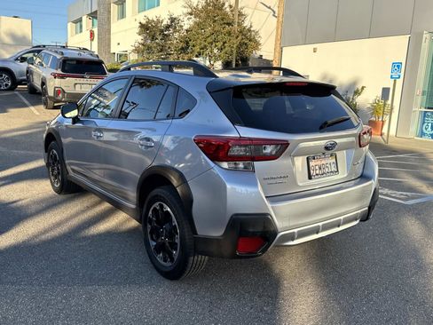 Used 2023 Subaru Crosstrek 2.0i image 6