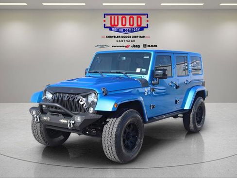 Used 2015 Jeep Wrangler Unlimited Sahara AWD/4WD image 9