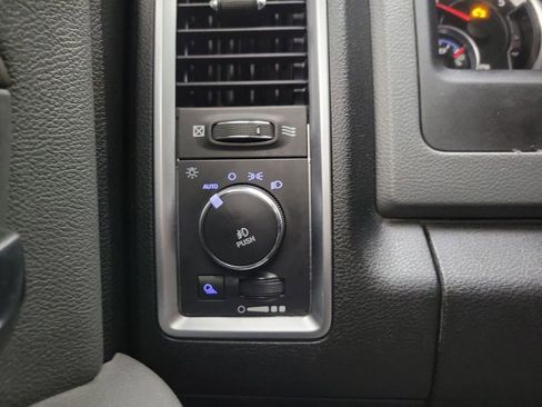 Used 2016 RAM 3500 Big Horn image 30