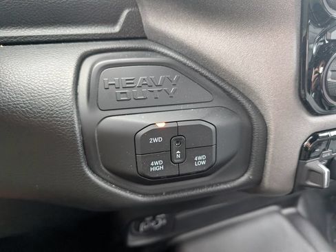 Used 2026 RAM 2500 Tradesman w/ Chrome Appearance Group AWD/4WD image 19