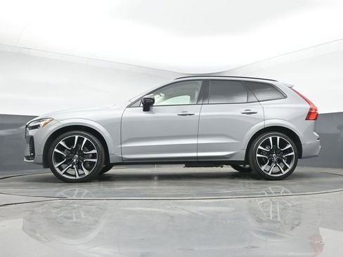 Used 2024 Volvo XC60 B5 Ultimate w/ Protection Package Premier image 37