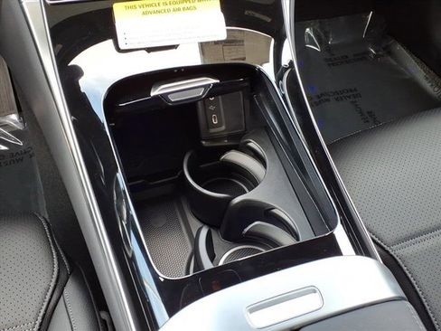 New 2026 Mercedes-Benz GLC 300 image 7