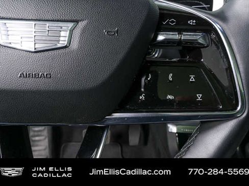 Used 2024 Cadillac Lyriq Luxury AWD/4WD image 10