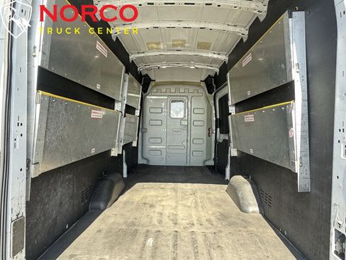 Used 2021 Ford Transit 350 148 High Roof Extended RWD image 12