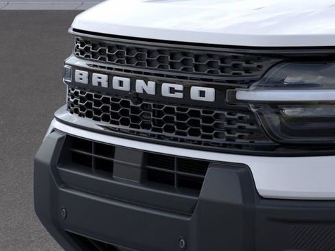 New 2025 Ford Bronco Sport Outer Banks w/ Outer Banks Tech Package+ AWD/4WD image 18