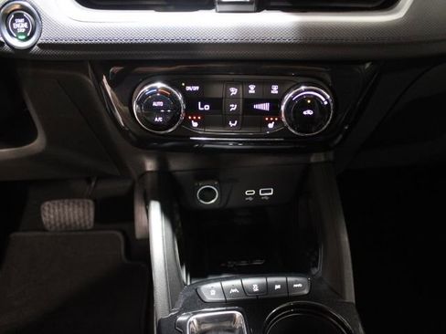 New 2026 Chevrolet TrailBlazer LT w/ Convenience Package AWD/4WD image 32