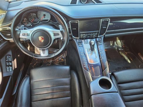 Used 2014 Porsche Panamera GTS w/ Premium Package Plus image 15