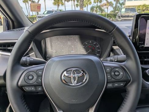 Used 2025 Toyota Corolla SE FWD image 24