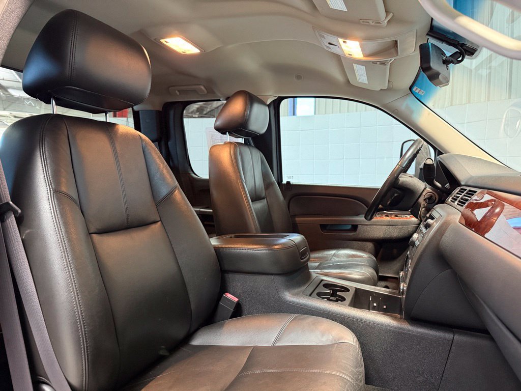 Used 2011 GMC Sierra 2500 SLT w/ SLT Convenience Package AWD/4WD image 21