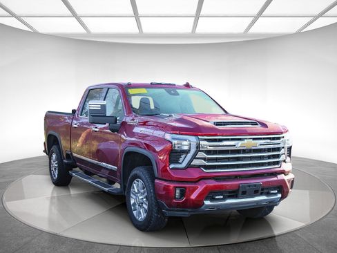 Used 2025 Chevrolet Silverado 3500 High Country w/ Technology Package image 4