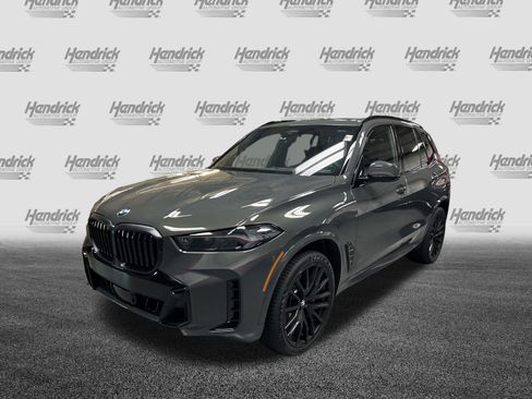 Used 2026 BMW X5 sDrive40i w/ Executive Package RWD image 5