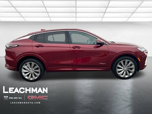 Certified 2024 Buick Envista Avenir image 2
