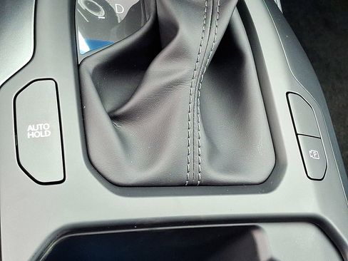 New 2025 Kia K4 LXS image 19